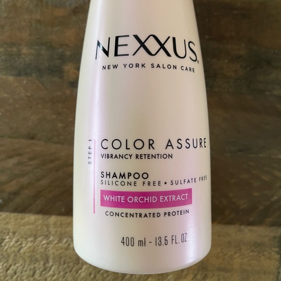 Nexxus Color Assure White Orchid Shampoo - Picture 2 of 2
